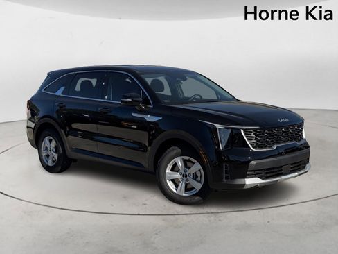 New 2026 Kia Sorento LX image 2