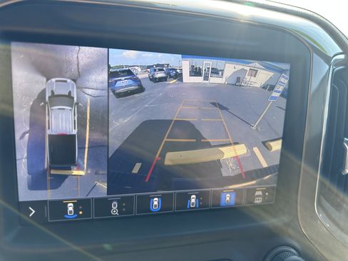 Used 2023 Chevrolet Silverado 2500 High Country image 22