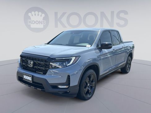 Used 2025 Honda Ridgeline Black Edition image 1