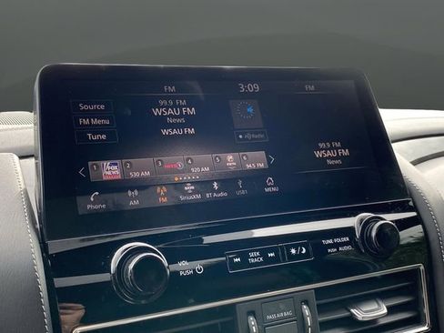 Used 2023 Nissan Armada Platinum w/ Captain's Chairs Package image 21