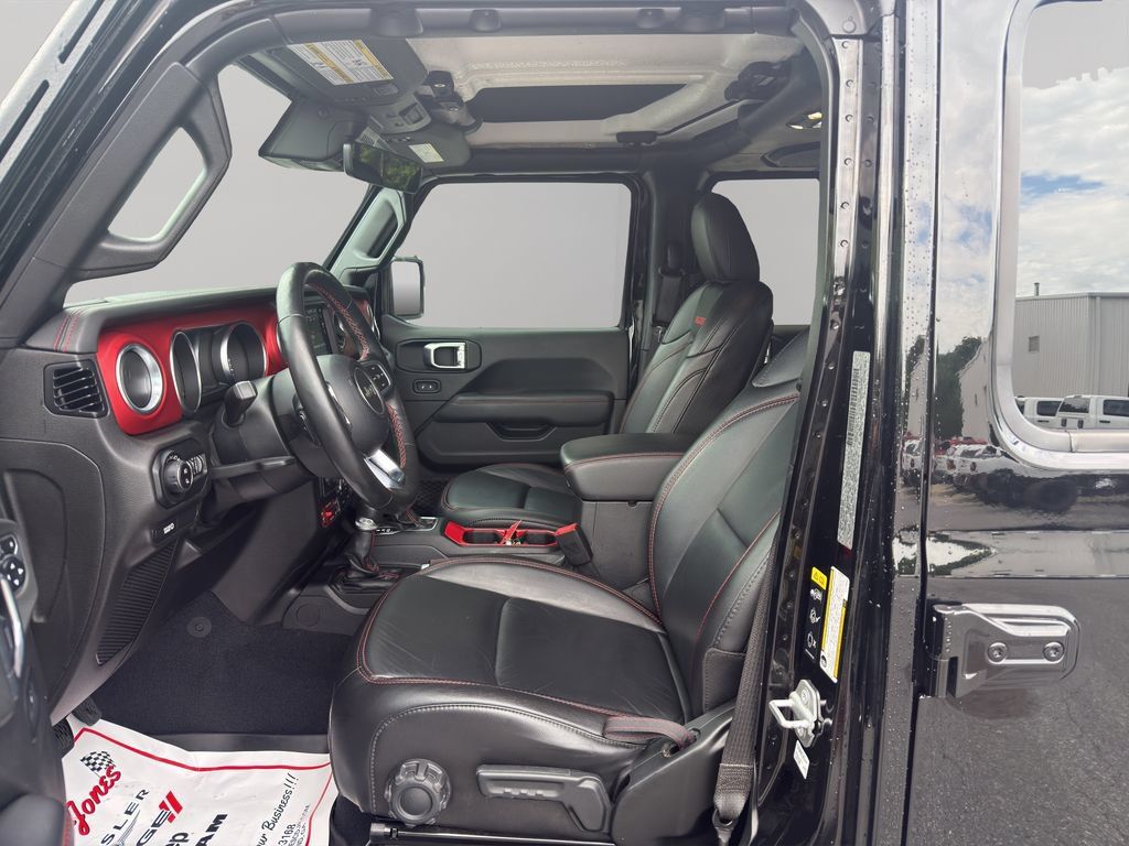 Used 2020 Jeep Gladiator Rubicon AWD/4WD image 4