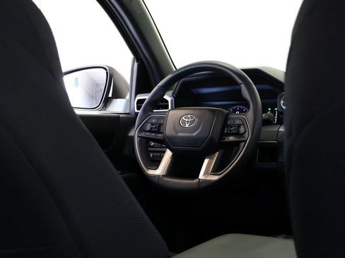 Used 2026 Toyota 4Runner SR5 AWD/4WD image 28