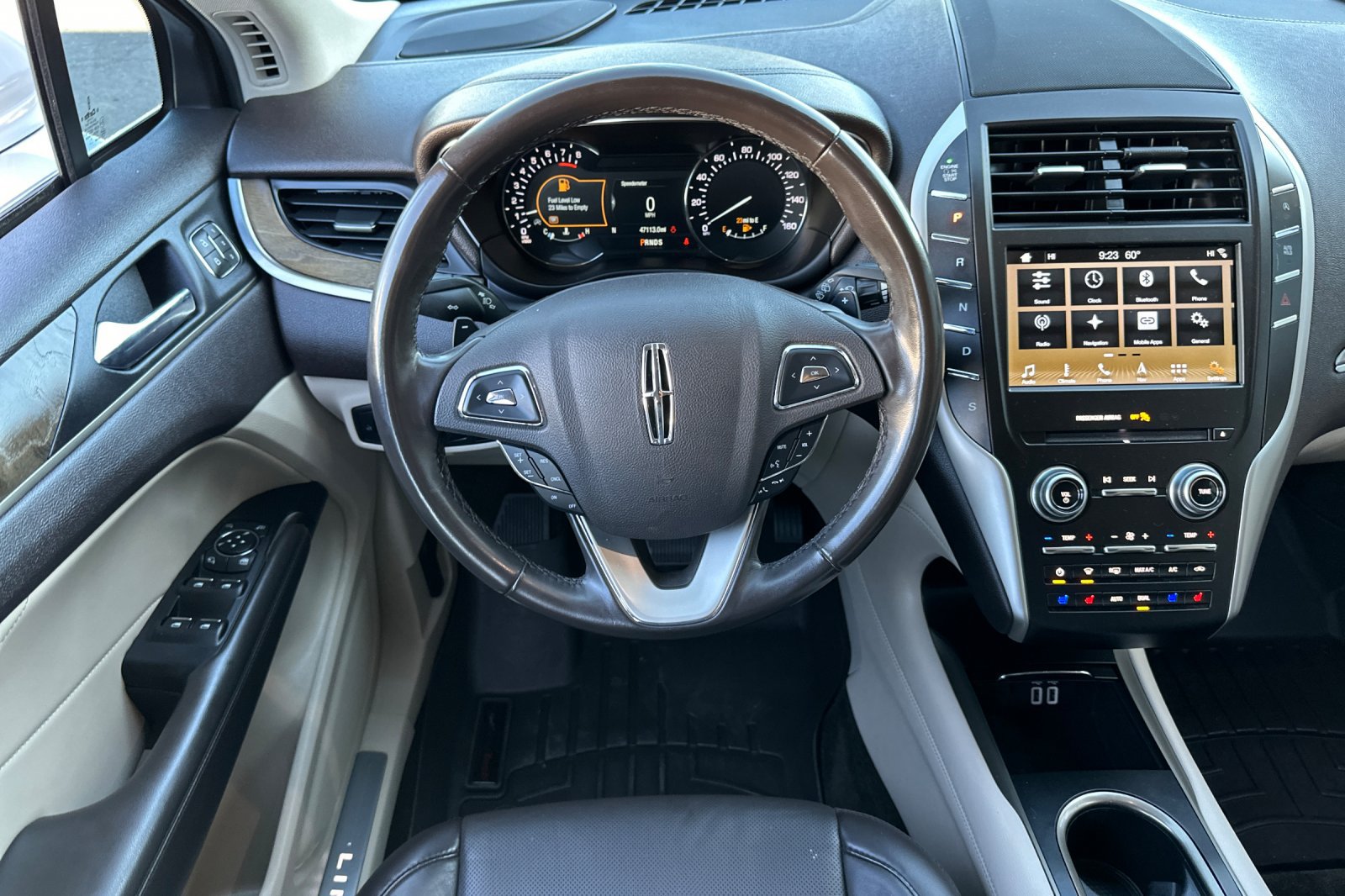 Used 2019 Lincoln MKC Reserve FWD image 15