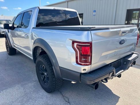 Used 2018 Ford F150 Raptor w/ Equipment Group 802A Luxury AWD/4WD image 3