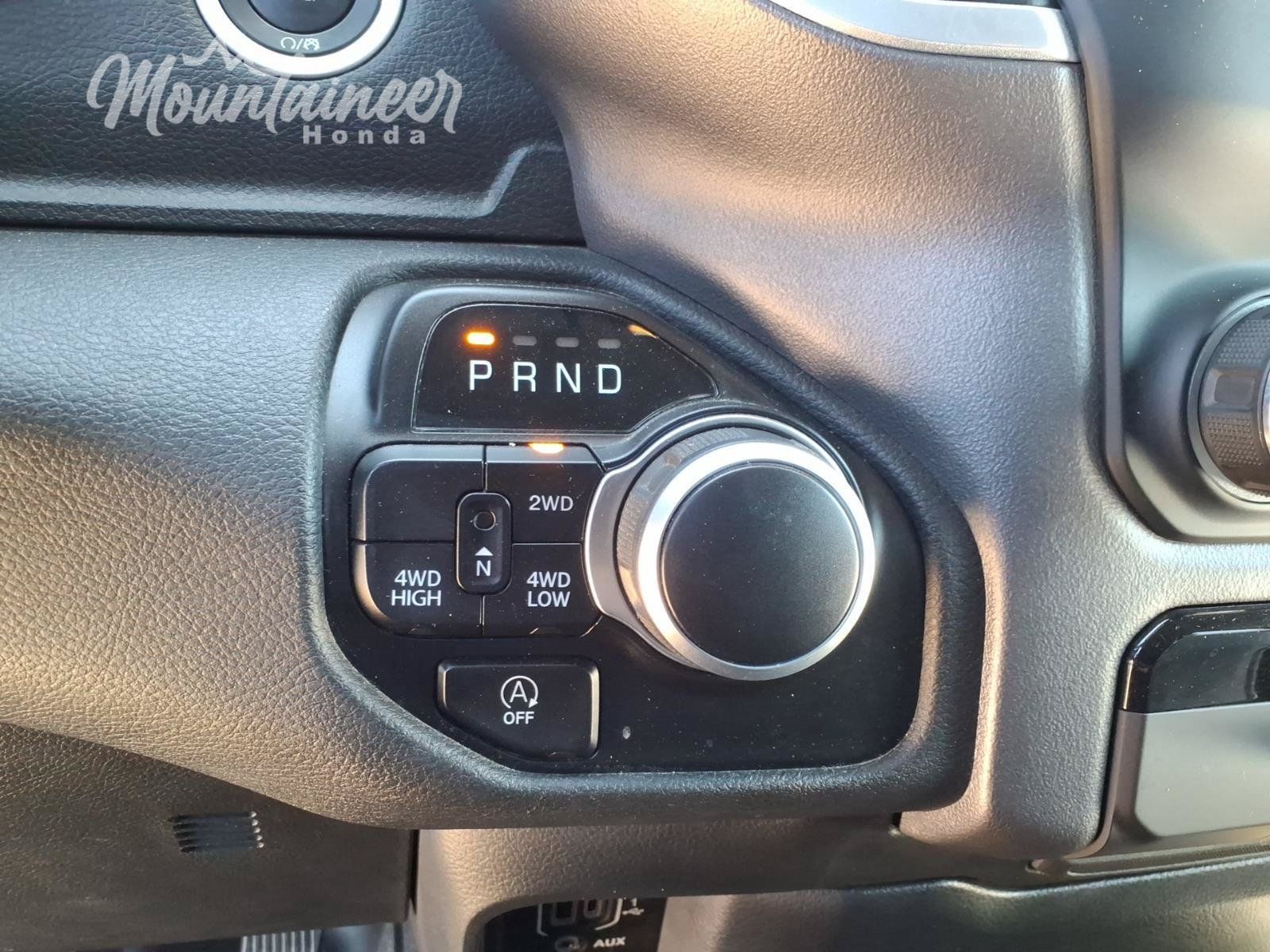 Used 2023 RAM 1500 Big Horn AWD/4WD image 35