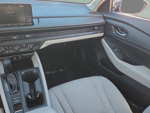 Used 2024 Honda Accord EX image 14