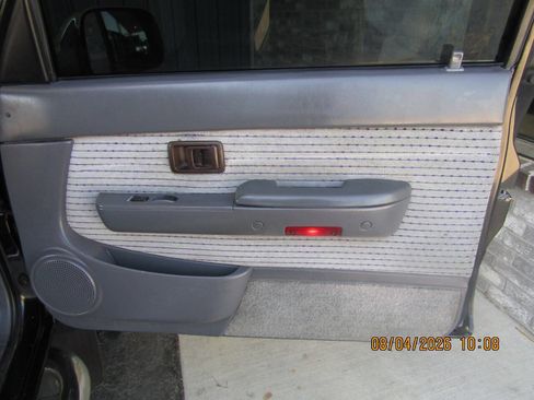 Used 1995 Toyota Tacoma SR5 image 15