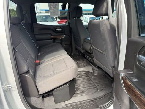 Used 2022 GMC Sierra 1500 SLE AWD/4WD image 13