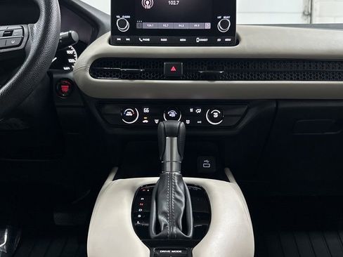 Used 2024 Honda HR-V LX image 24