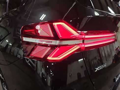 New 2026 BMW X3 xDrive30 w/ M Sport Package image 35