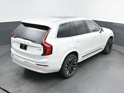 New 2026 Volvo XC90 B6 Ultra w/ Protection Package AWD/4WD image 27