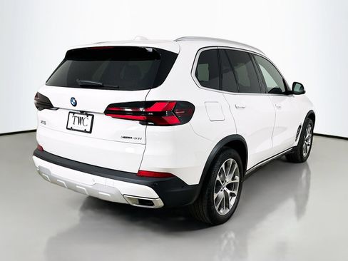 New 2026 BMW X5 xDrive40i w/ Executive Package AWD/4WD image 5
