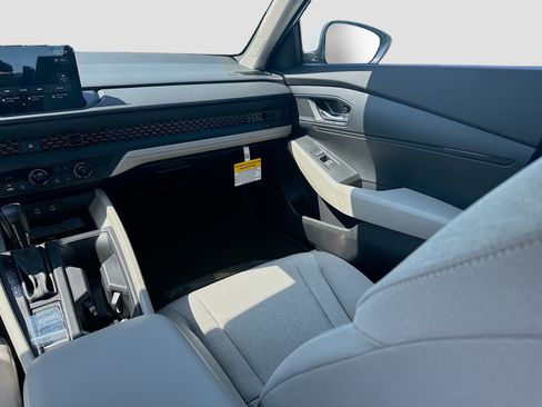 New 2026 Honda Accord LX image 18