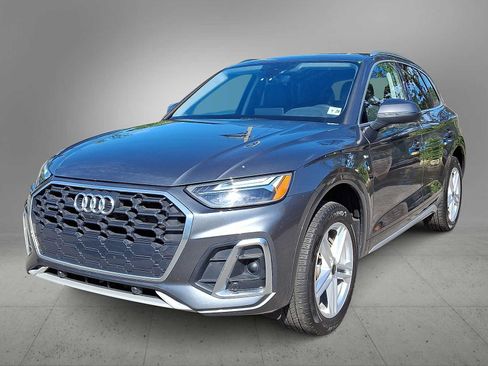 Used 2024 Audi Q5 e Premium Plus w/ Premium Plus Package AWD/4WD image 1