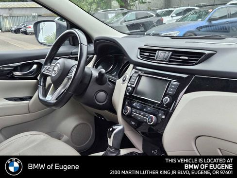 Used 2019 Nissan Rogue Sport SL AWD/4WD image 11