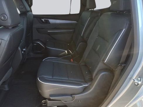 New 2026 Buick Enclave Sport Touring w/ Power Package image 16