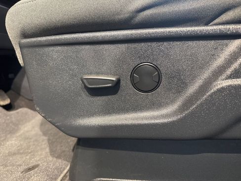 Used 2024 Ford F150 XLT w/ Mobile Office Package image 19