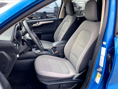 Used 2020 Ford Escape SE image 7