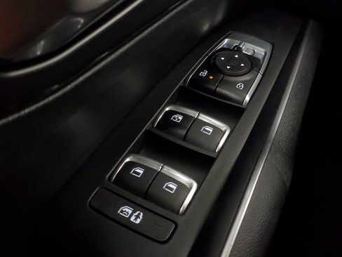 Used 2024 Kia Sorento S image 17