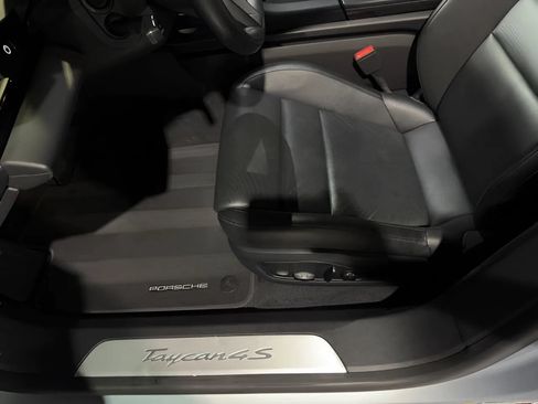 Used 2020 Porsche Taycan 4S w/ Premium Package AWD/4WD image 11