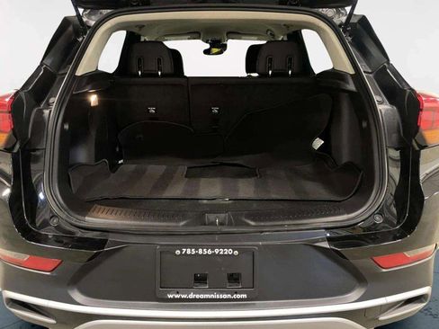 Used 2025 Buick Encore GX Preferred FWD image 28