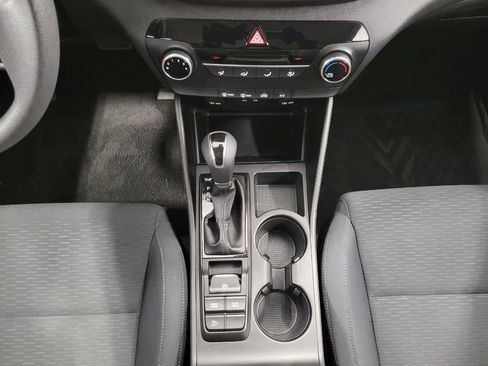 Used 2019 Hyundai Tucson SE w/ Cargo Package AWD/4WD image 16
