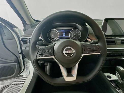 New 2026 Nissan Altima 2.5 SV FWD image 16