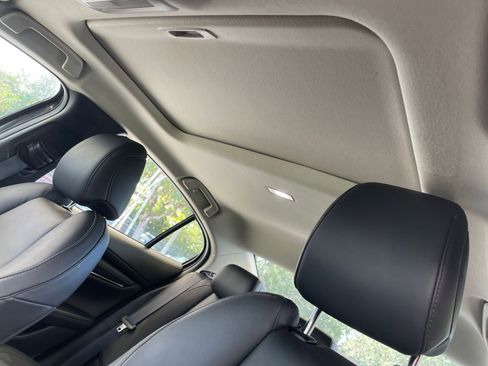 Used 2025 MAZDA MAZDA3 s image 28