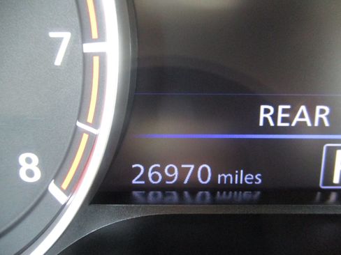 Used 2025 Nissan Altima 2.5 SV FWD image 16
