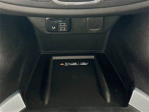 Used 2022 Chevrolet Traverse Premier w/ Redline Edition image 21