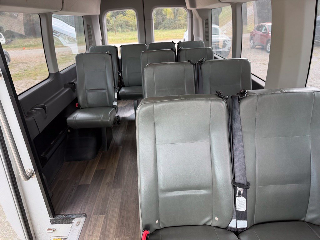Certified 2023 Ford Transit 350 XL AWD/4WD image 18