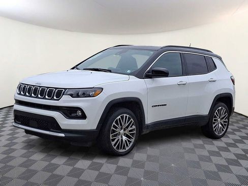 Used 2023 Jeep Compass Limited w/ Elite Group AWD/4WD image 13