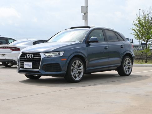Used 2018 Audi Q3 2.0T Premium w/ Convenience Package image 5