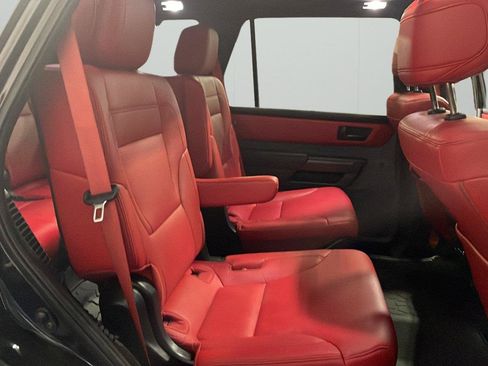 Used 2025 Toyota Sequoia TRD Pro AWD/4WD image 13