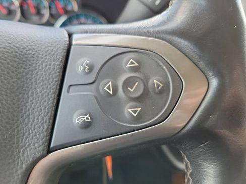 Used 2019 Chevrolet Silverado 2500 High Country w/ Duramax Plus Package AWD/4WD image 7