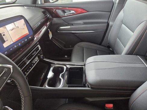 New 2026 Chevrolet Traverse Z71 w/ Enhanced Driving Package image 33