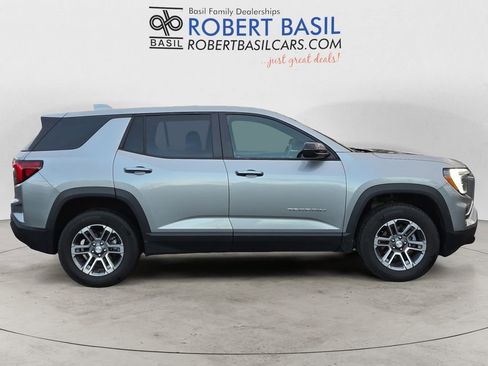 Used 2025 GMC Terrain Elevation image 6