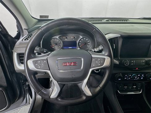 Used 2021 GMC Terrain SLE w/ Driver Convenience Package image 11