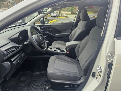 Used 2025 Subaru Crosstrek 2.0i Premium image 21