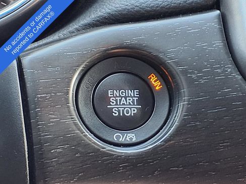 Used 2018 Jeep Grand Cherokee Laredo AWD/4WD image 26