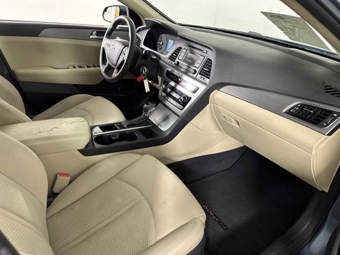 Used 2015 Hyundai Sonata SE image 22