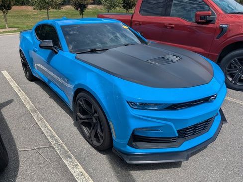 Used 2022 Chevrolet Camaro SS RWD image 1