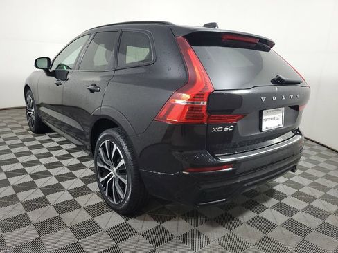 Used 2023 Volvo XC60 B5 Plus w/ Climate Package FWD image 6