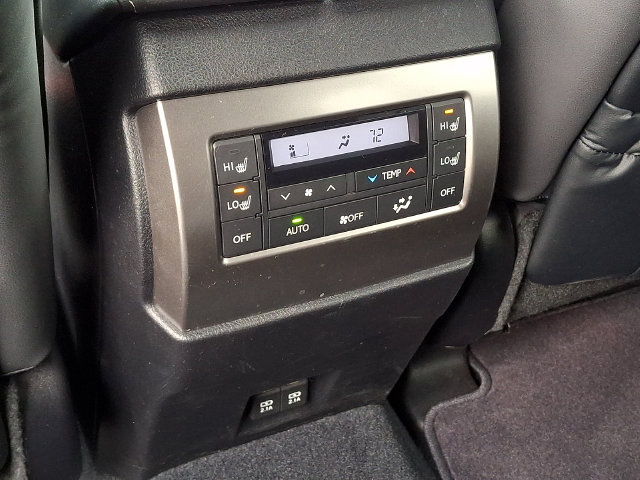 Used 2023 Lexus GX 460 Premium w/ Premium Package AWD/4WD image 11
