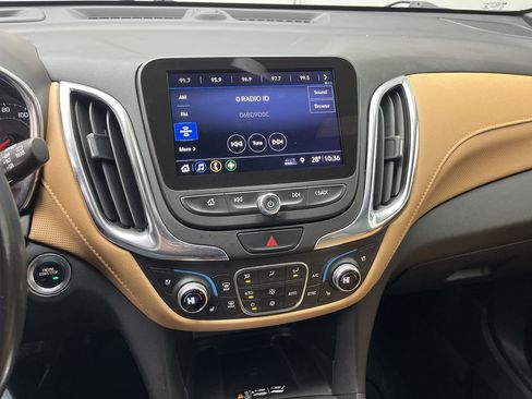 Used 2020 Chevrolet Equinox Premier image 16
