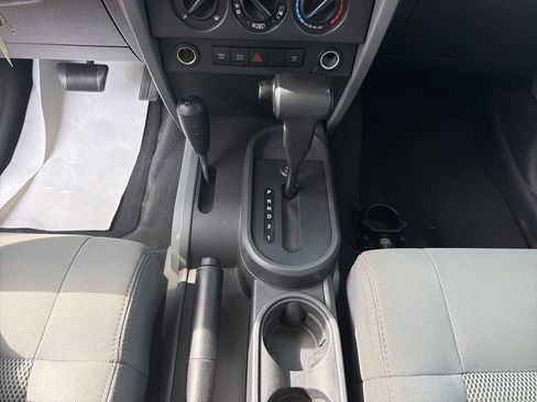Used 2008 Jeep Wrangler Unlimited Rubicon w/ PWR Convenience Group AWD/4WD image 20