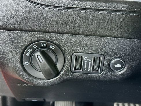 Used 2020 Dodge Charger Scat Pack image 21