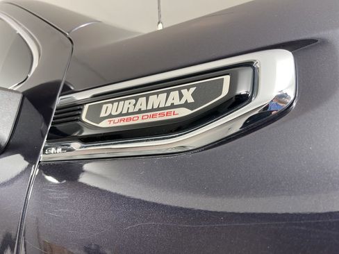 Used 2022 GMC Sierra 1500 SLT w/ SLT Premium Plus Package image 8