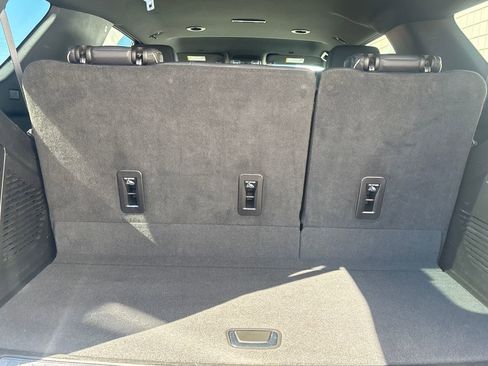 Used 2023 Chevrolet Tahoe Premier image 31