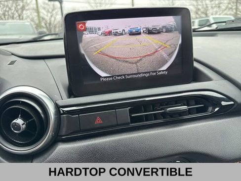 Used 2022 MAZDA MX-5 Miata RF Grand Touring image 16